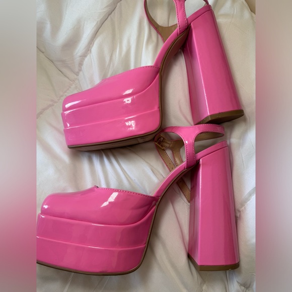 Pink platform heals - Picture 3 of 3